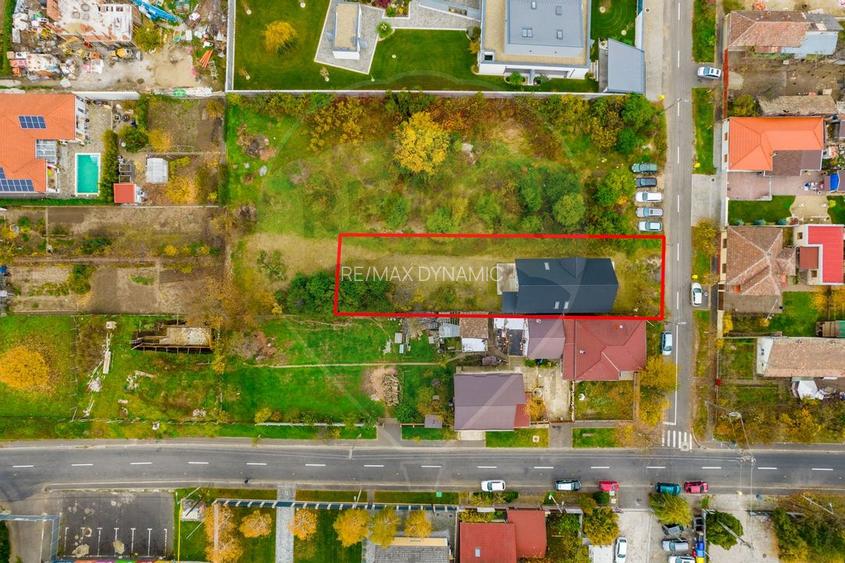 Casă la roșu cu teren generos, 500 mp, situată pe strada Ostașului - 12