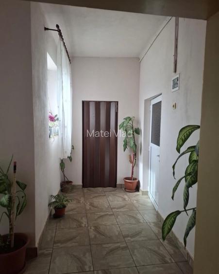 Casa de vanzare in Tudor Vladimirescu Galati cu teren generos - 3