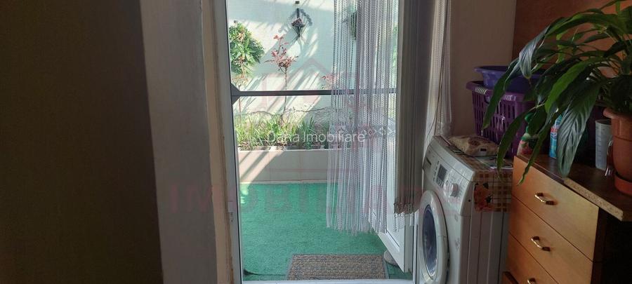 1\2 DUPLEX, DE VÂNZARE, 4 camere\CARANSEBEȘ\ ZONĂ CENTRALĂ\JUD.CS - 18