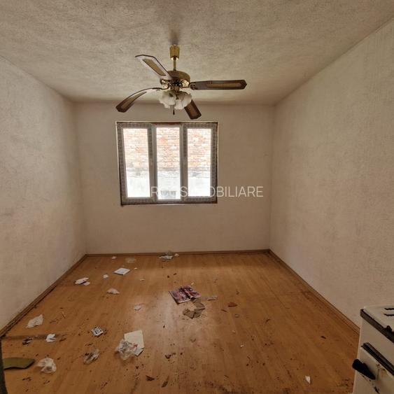 Casa 3 camere Ciprian Porumbescu nr 42 - ID 90 - 4