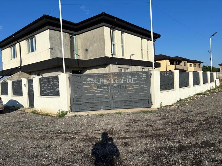 Vila duplex cu 5 camere, finisaje moderne, P+1+Pod - Comuna Berceni - 2