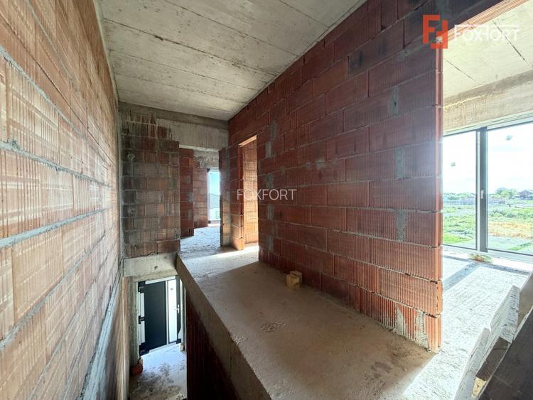 Duplex despartit prin camera tehnica, 5 camere, teren de 308 in Sanandrei - 8
