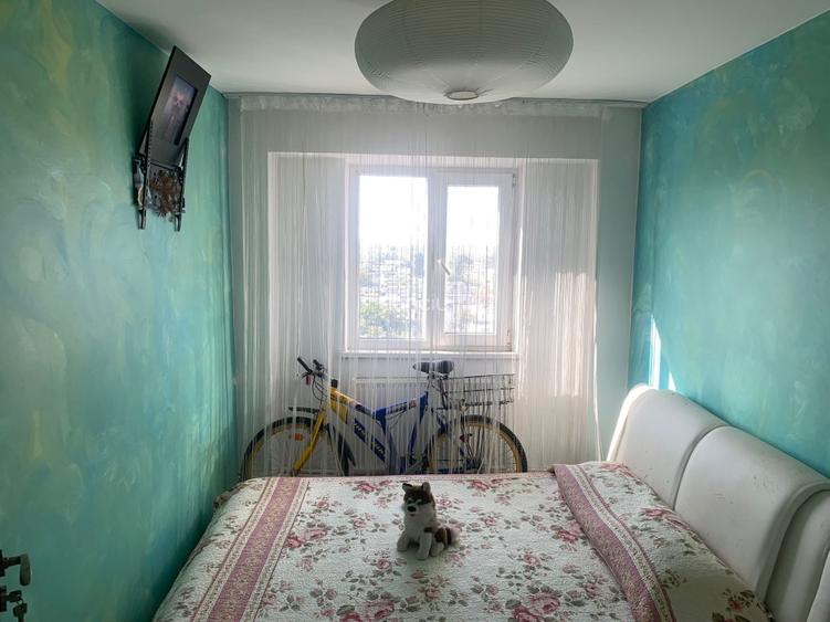 Proprietar apartament 3 camere, loc parcare - 6