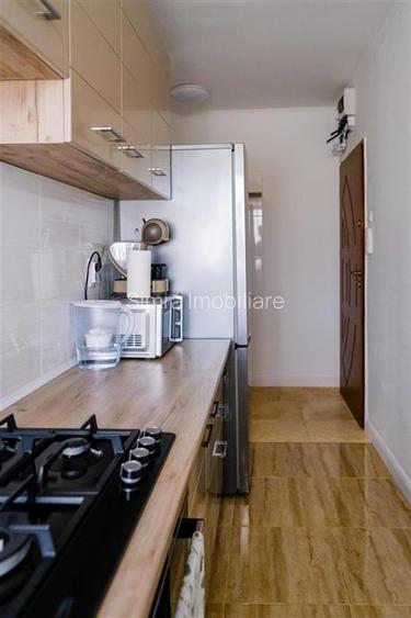 Apartament 2 camere renovat complet zona Rogerius - 10