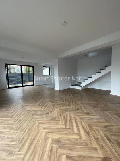 Vila finalizata 6 camere Iancu Nicolae -Jolie Ville Comision 0 - 4