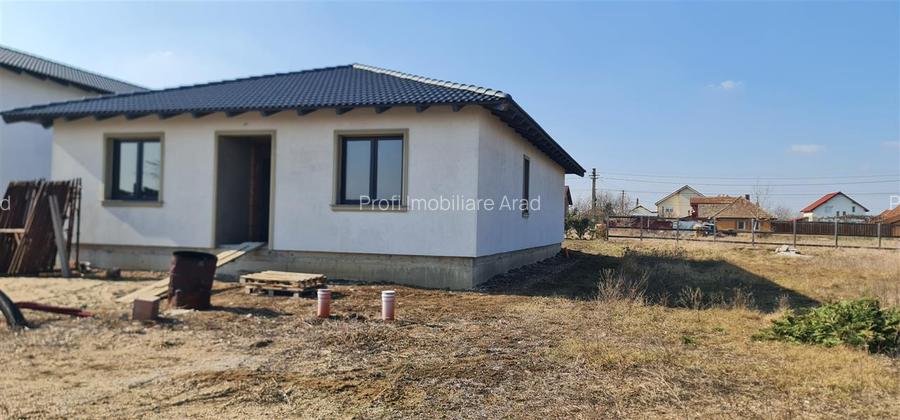 Casa noua Parter, 10 min. de Podgoria, loc. Zimand Cuz - 5