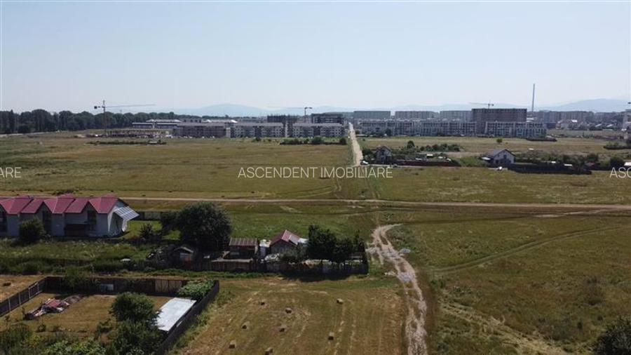 Teren intravilan pretabil:constructie blocuri/vile/investitional, Tractorul, Bra - 4