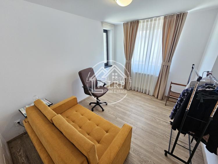 Buftea-Vila individuala 4 camere,3 bai, P+1E, 270mp utili, teren 990mp - 33