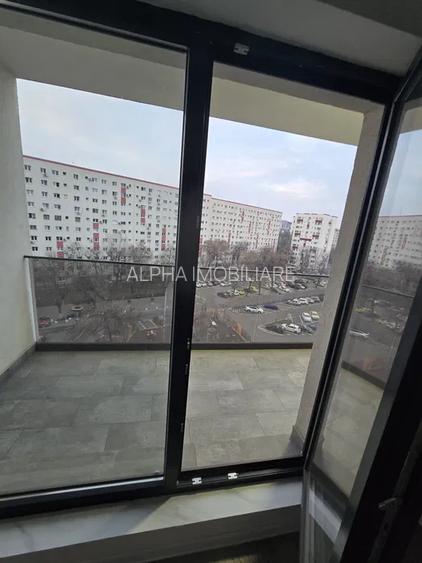Apartament cu 2 camere decomandat în Apărătorii Patriei - 5