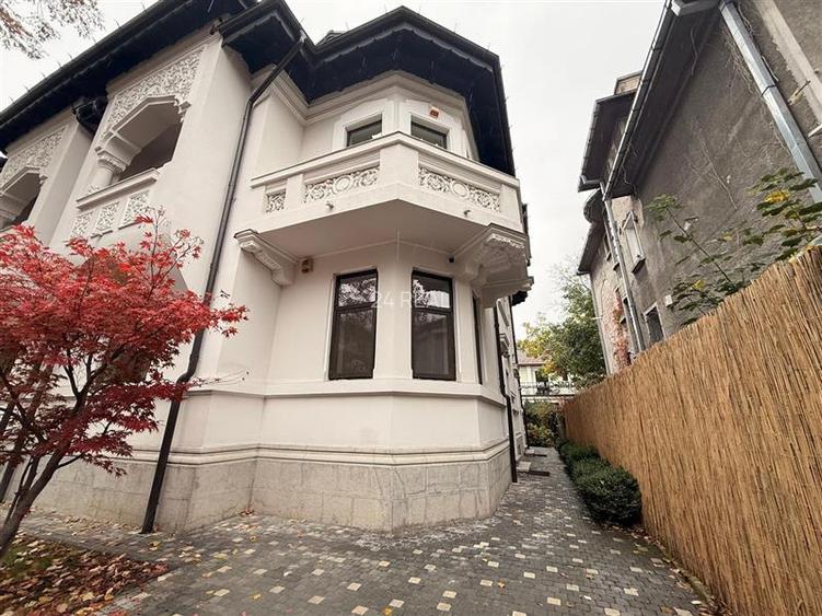 Vila pretabila activitate de birouri - 21