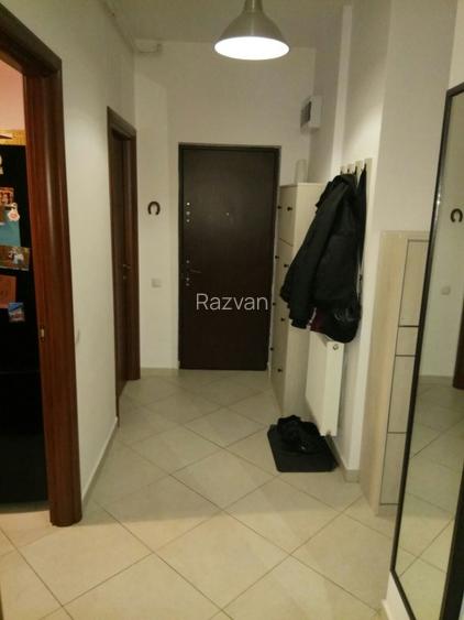 Vand apartament 3 camere Damaroaia Jiului zona linistita - 4