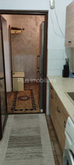 APARTAMENT 2 CAMERA, SEMIDECOMANDAT, MOBILAT SI UTILAT, PODU ROS - 10