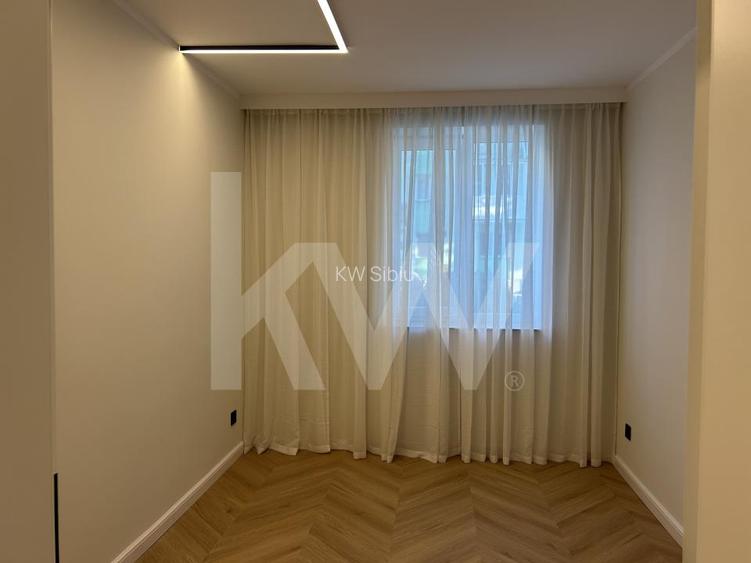 Apartament ultrafinisat de inchiriat  - 6