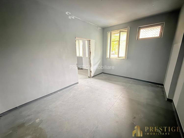 Spatiu pentru showroom/ cabinet medical de inchiriat pe Bd. Dacia - 11