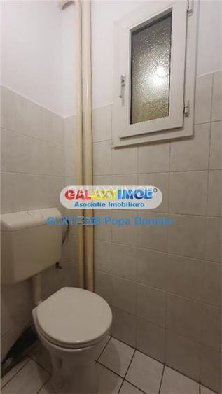 Vanzare apartament 3 camere -  Victoriei Str. Occidentului - 12