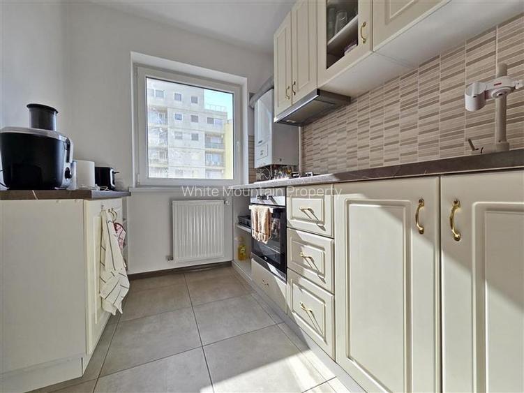 Apartament doua camere si boxa de vanzare in Top City Tractorul - 3