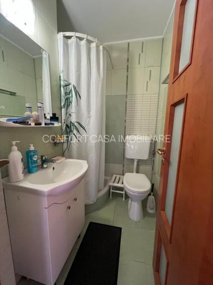 Unirii-Decebal stradal, 4 camere, etaj 6, st- 115 mp, - 8