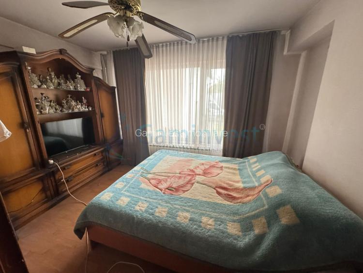 Casa cu 5 camere, singur in curte, cu Garaj zona Iosia, Oradea - 7