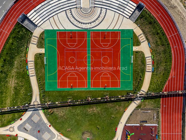 Dacă ai putea să ai un parc privat de 1,6 ha „la tine în curte”? - 5