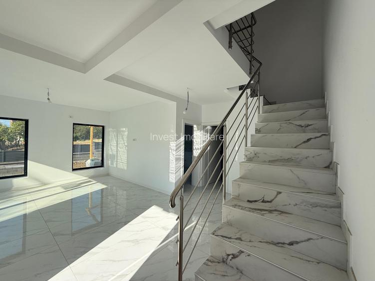 Locuință cu 4 camere/2 băi, 115 MPU, arhitectură modernă - 7