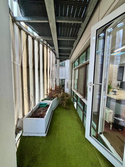 Vila De Inchiriat 11 camere  D+P+2 Timpuri Noi 12 Locuri Parcare 500 mp - 19