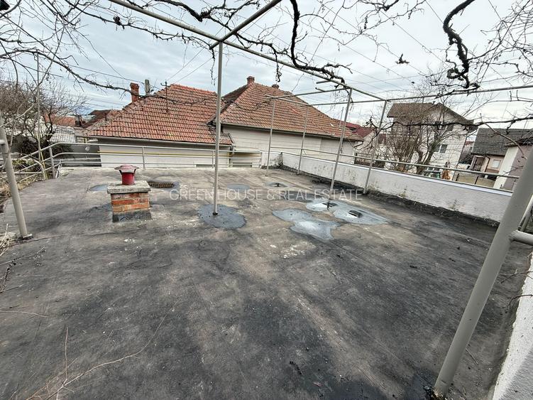 Casă spațioasă cu potențial de extindere, zona Judecatoriei - 28