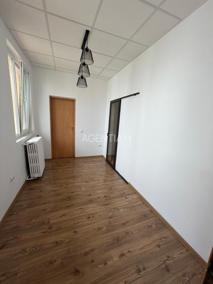 Calea Victoriei, apartament 3 camere, etaj 8, nemobilat, balcon, bloc solid - 5