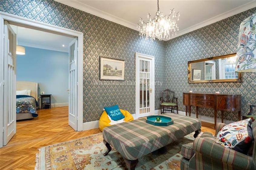 Traian, apartament in vila, 5 camere - 3