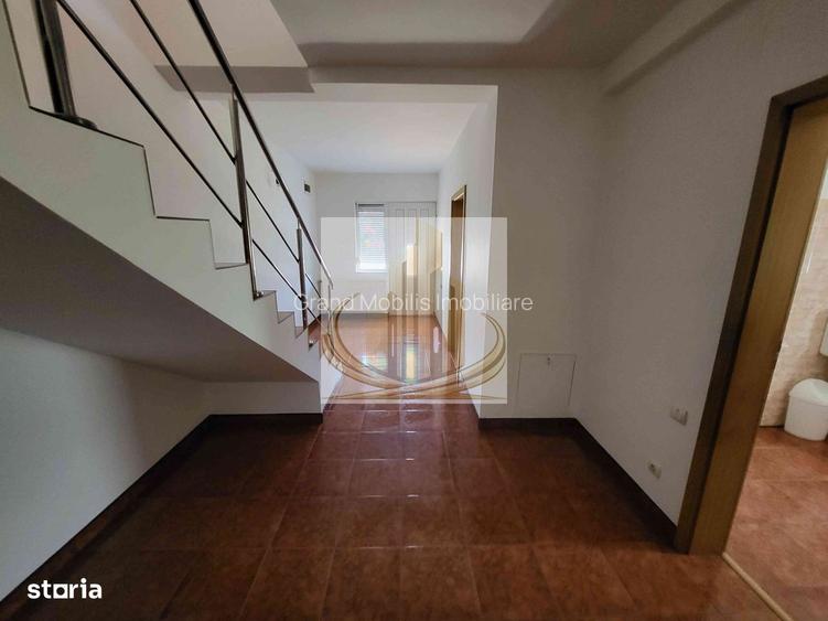 Casă spațioasă, versatilă – ideală pentru firmă sau locuință - 5