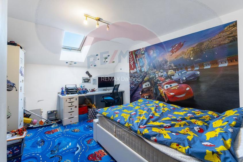 Casă / Vilă cu 4 camere de vânzare în zona Central - 14