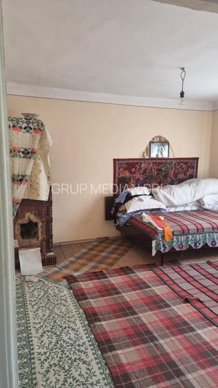 Casa cu 1180 mp teren in comuna Bunesti - 9