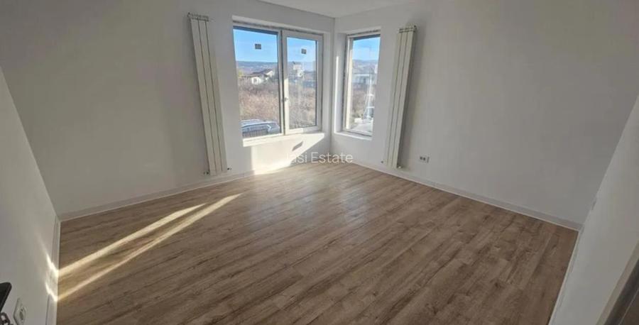 Vila 4 camere Valea Lupului | Toate utilitatile | Canalizare | Teren 580 mp | La - 4