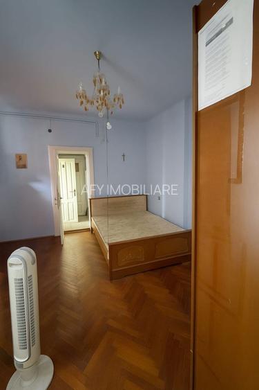De Vanzare Apartament 2 camere zona Armeneasca sect.2 - 2