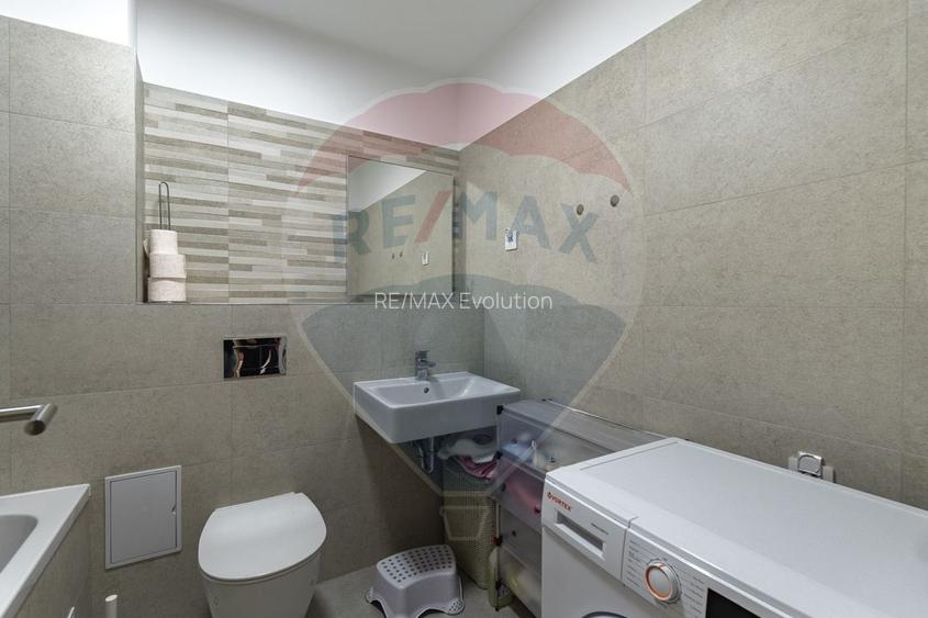 Apartament de vanzare |3 camere| 2 băi | 1 loc de parcare | COMISION 0 - 14