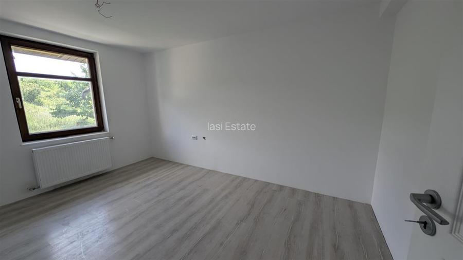 Vila triplex 4 camere si teren Barnova - 3