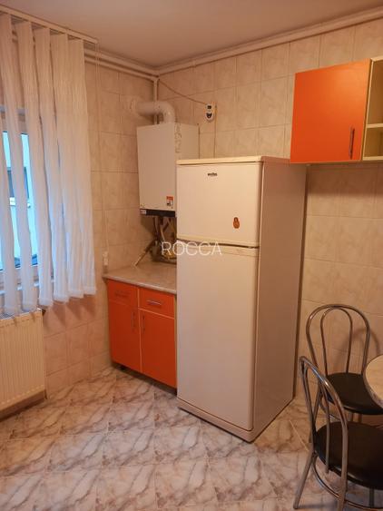 Apartament de 3 camere, 92 mp, centrala proprie, Unirii - 7