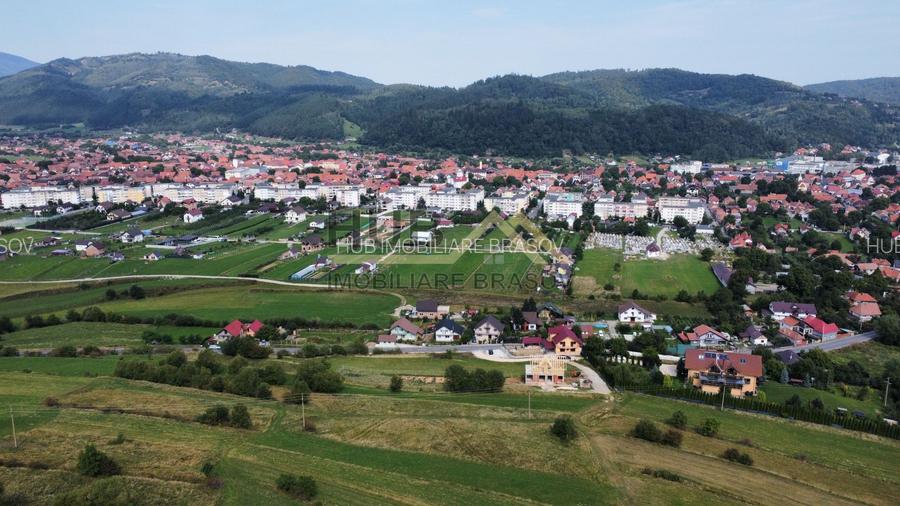 Teren de Vanzare Zarnesti | Utilitati | 3.698mp - 2