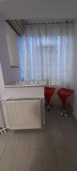 Garsoniera - zona Podu Ros - spate Gara Internationala - 3