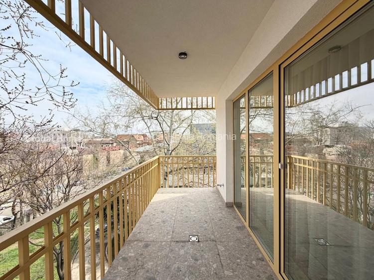 Unirii  213 sqm  3 Bedroom Residence  Parking  Underfloor Heating - 17