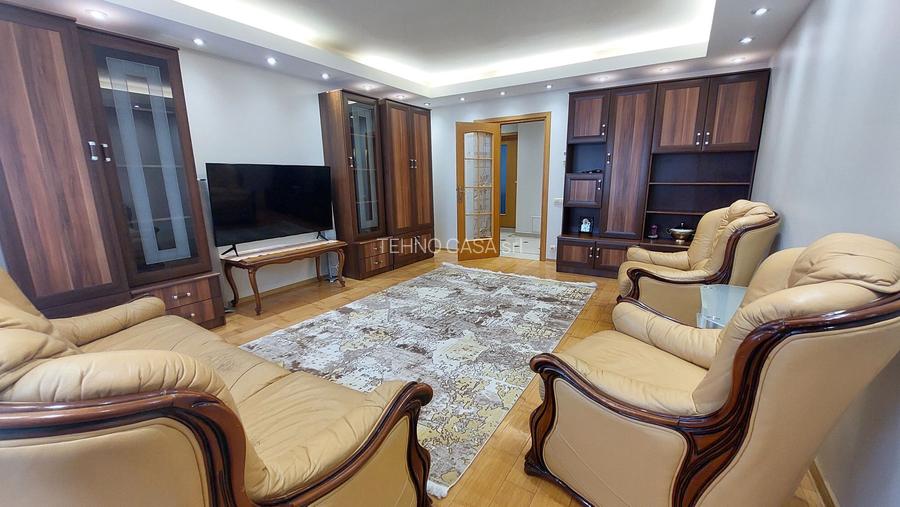 UNIRII, Bd. Mircea Voda, v-a-v ANFP, stradal, decomandat, centrala - 18