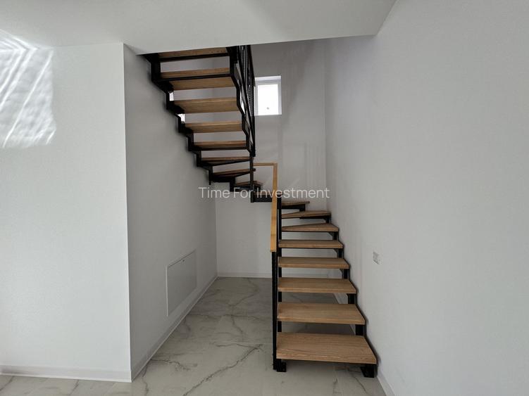 1\2 Duplex Utvin P+E,4Camere,2 Bai,Toate Utilitatile - 6