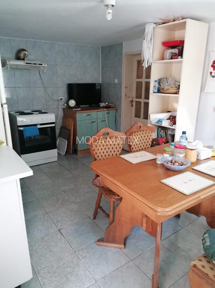 Singureni Stejaru casa intre paduri, cu teren 1600mp - 13