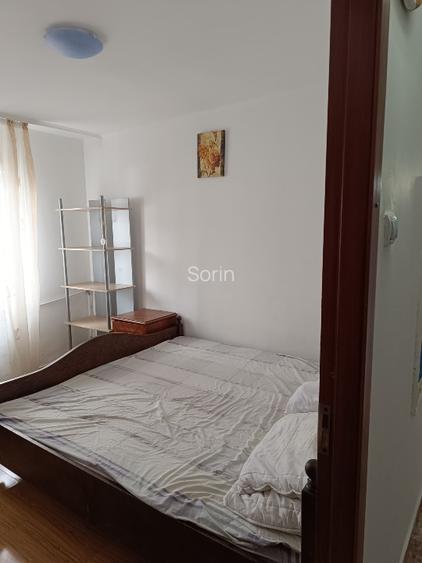 Vand apartament în zona foarte bună  - 7