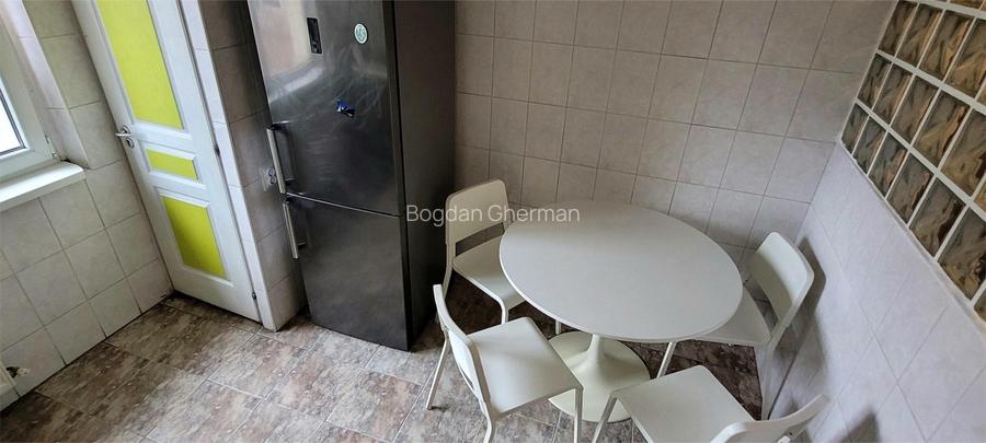 Apartament cu vedere frumoasa si langa parc - 10