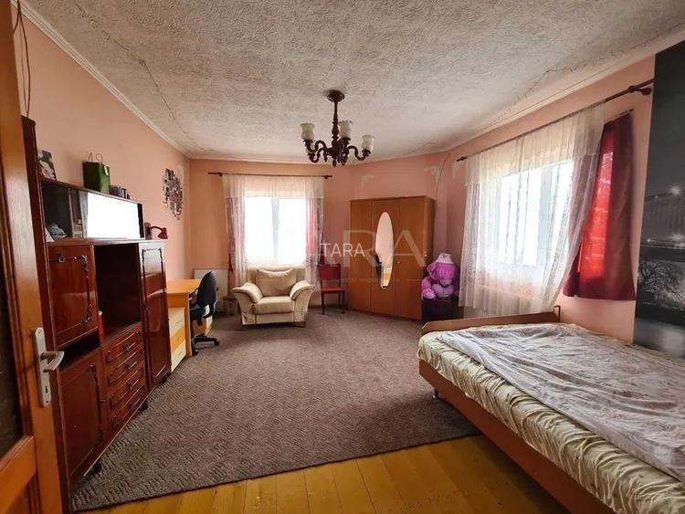 Casă cu teren generos 752 mp - ideală pentru locuință sau dezvoltare. - 4