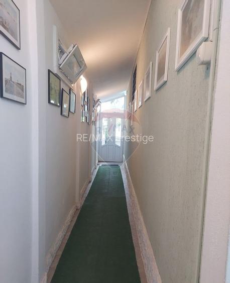 Casă / Vilă cu 10 camere de vânzare în zona Central - 20