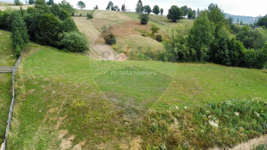 Teren 4397 mp Intravilan  Manastirea Humorului / Lunga Bucovina - 16