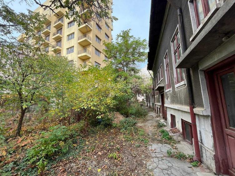 De vanzare Teren Intravilan zona Polona, sector 2 - 2