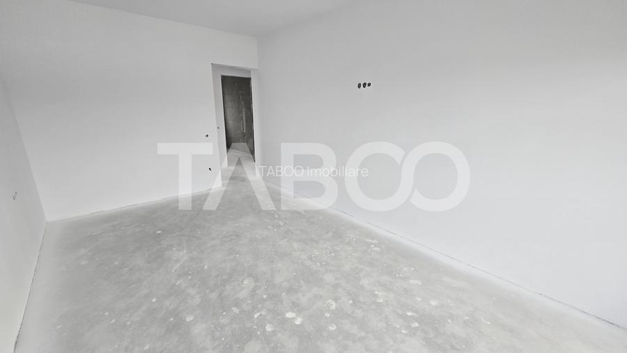 Casa de vanzare 380mp teren liber 4 camere 2 parcari Selimbar - 11