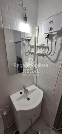 PRET NOU - Cameră de cămin cu baie proprie – Piața Obor etaj 3/4 - 5